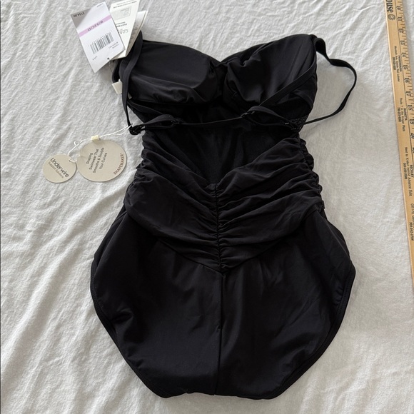 Contours by Coco Reef Shapemaker Black One Piece Swimsuit Size 8/32C/D NWT - Picture 12 of 16